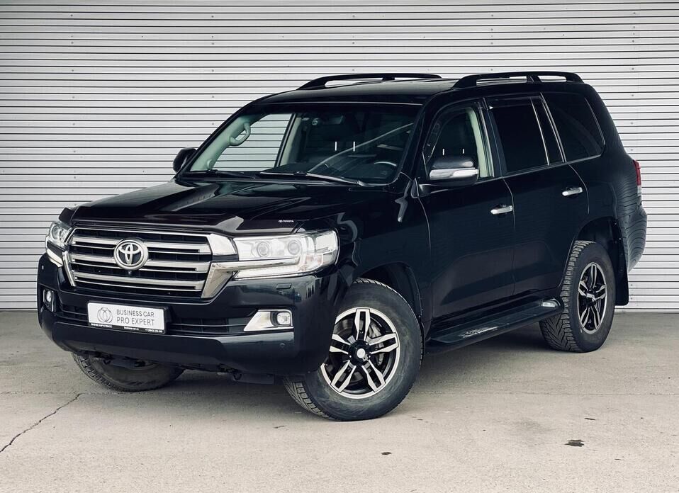 Toyota Land Cruiser, 200 Series Рестайлинг 2 4.5d AT (249 л.с.) 4WD