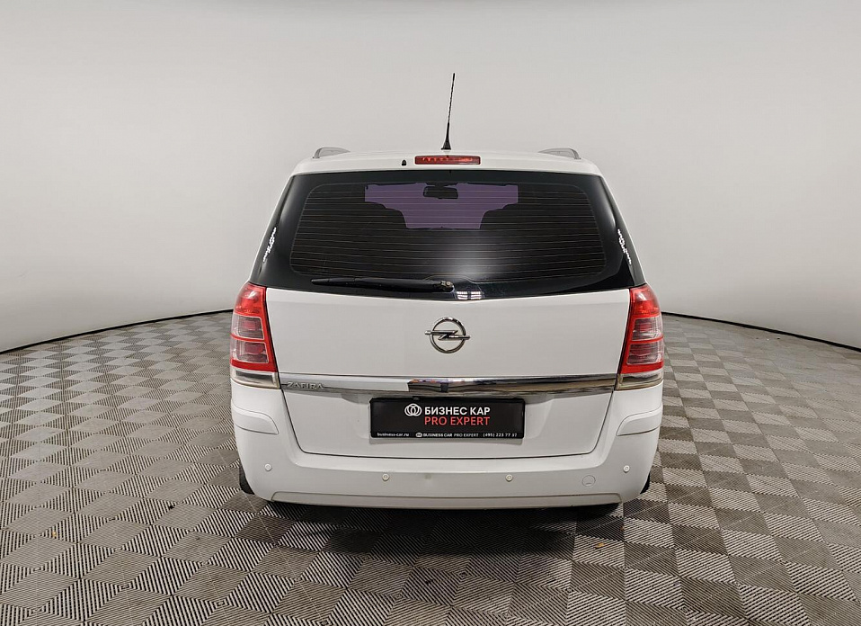 Opel Zafira, B Рестайлинг 1.8 AMT (140 л.с.)