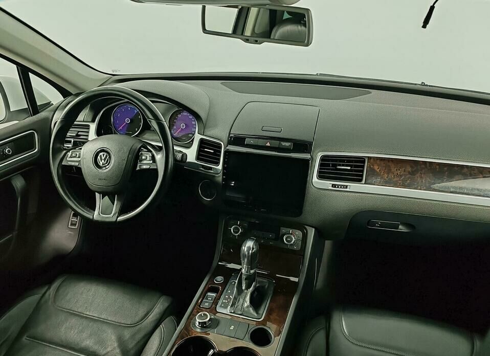 Volkswagen Touareg 3.6 AT (249 л.с.) 4WD