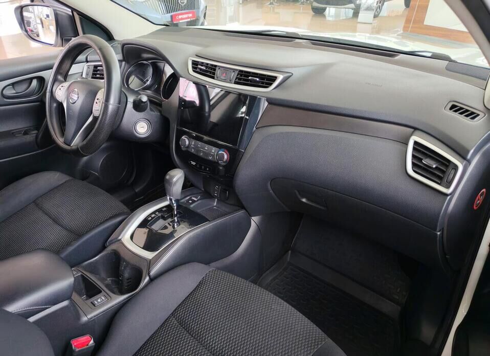 Nissan Qashqai, II 2.0 CVT (144 л.с.)