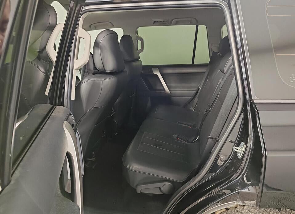 Toyota Land Cruiser Prado, 150 Series Рестайлинг 3 2.7 AT (163 л.с.) 4WD