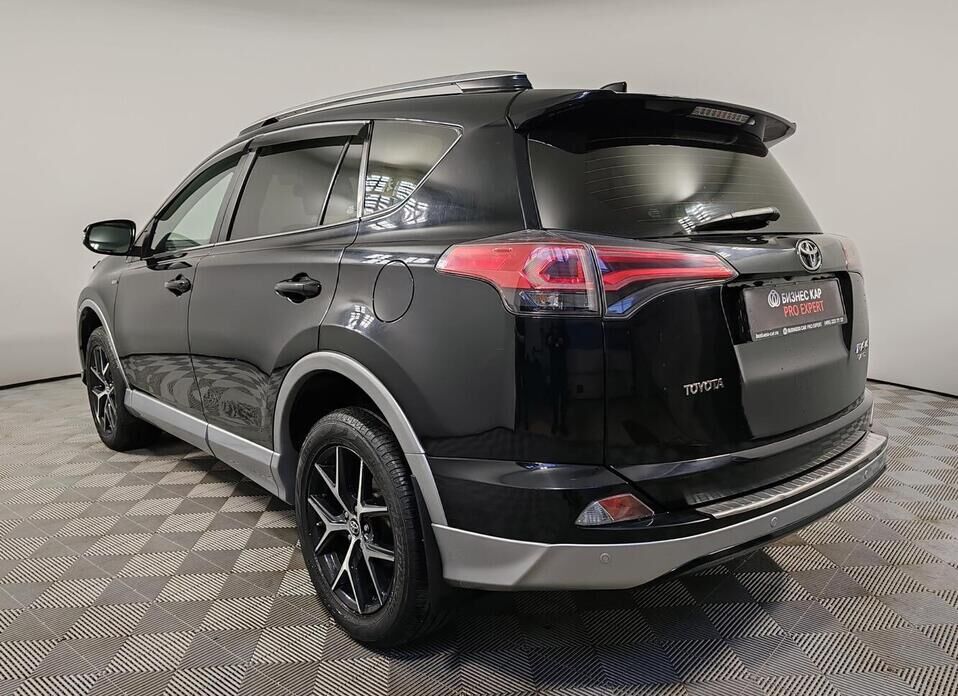 Toyota RAV4, IV (XA40) Рестайлинг 2.5 AT (180 л.с.) 4WD