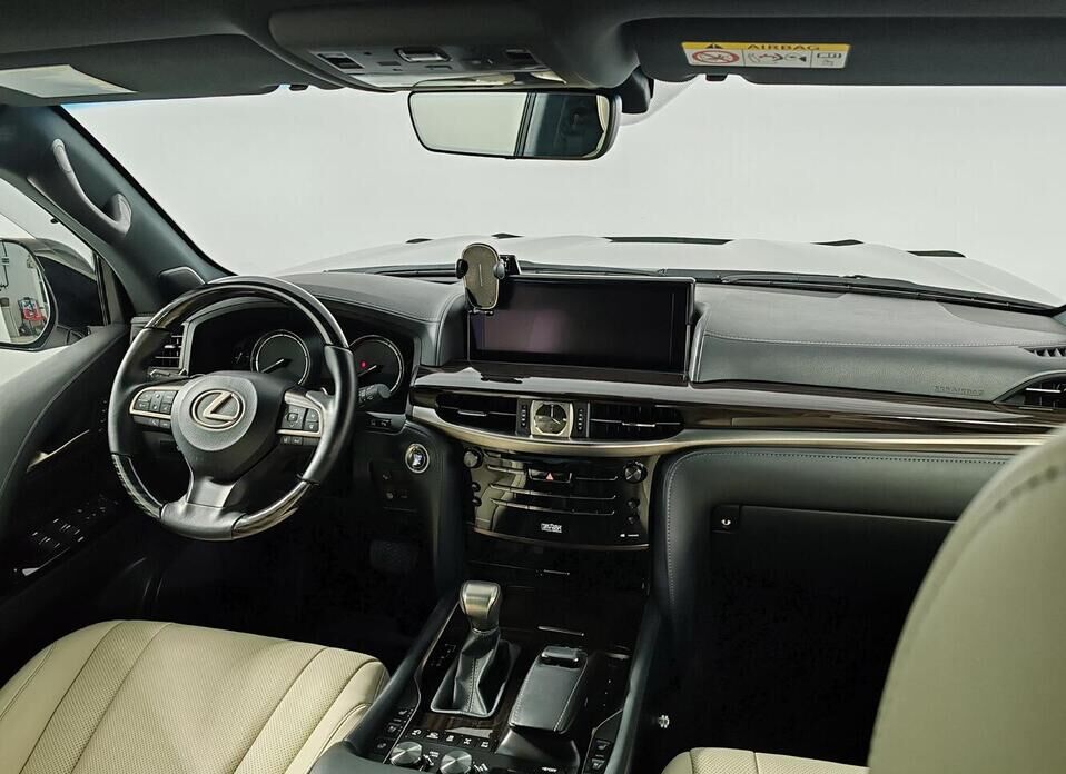 Lexus LX, III Рестайлинг 2 570 5.7 AT (367 л.с.) 4WD