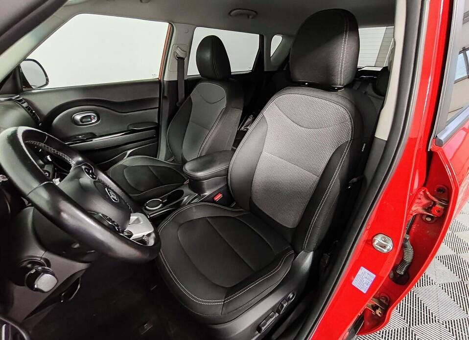 Kia Soul, II Рестайлинг 1.6 AT (132 л.с.)