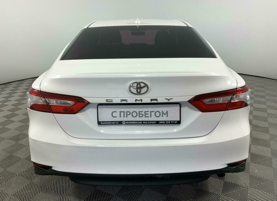 Toyota Camry 2.0 AT (150 л.с.)