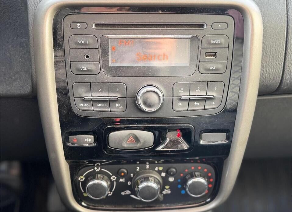 Renault Duster, I 1.6 MT (102 л.с.) 4WD