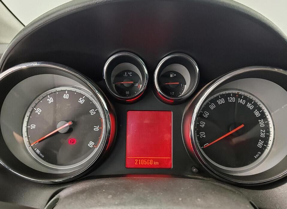 Opel Astra 1.4 MT (140 л.с.)
