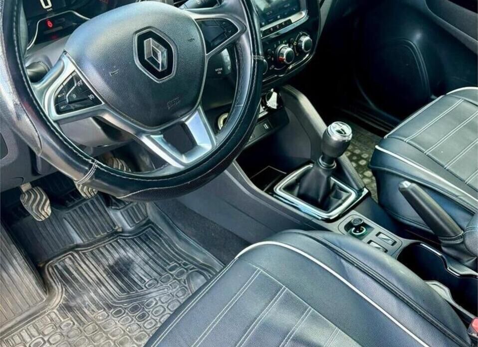 Renault Kaptur, I Рестайлинг 1.6 MT (114 л.с.)