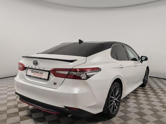 Toyota Camry, 2021&nbsp;г., 55&nbsp;768&nbsp;км