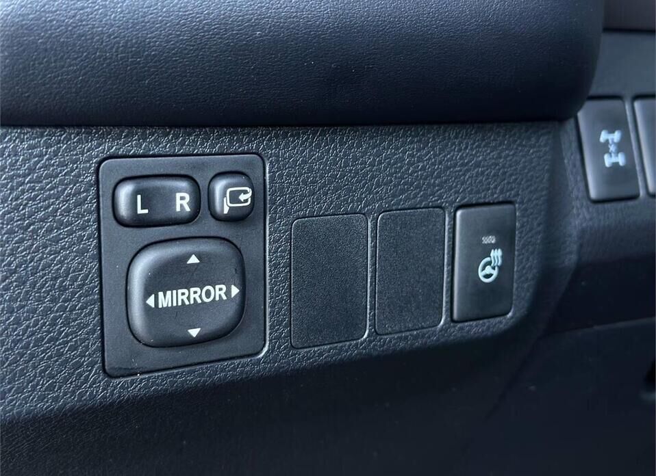 Toyota RAV4, IV (XA40) Рестайлинг 2.0 CVT (146 л.с.) 4WD