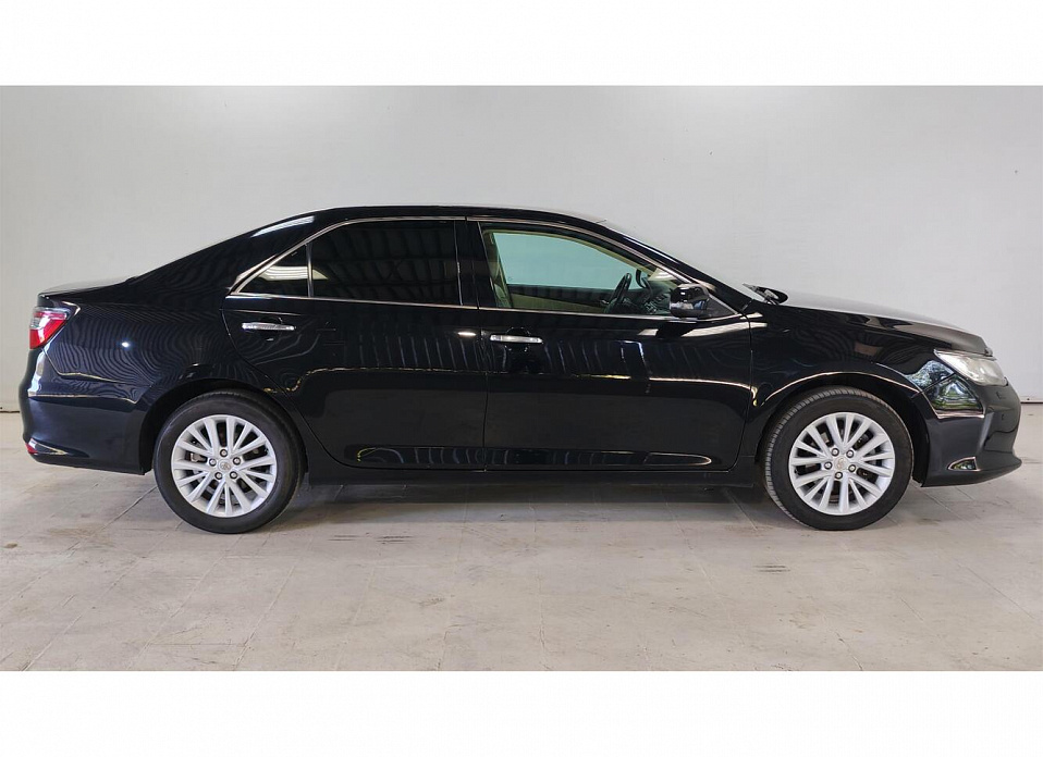 Toyota Camry, VII (XV50) Рестайлинг 2.5 AT (181 л.с.)