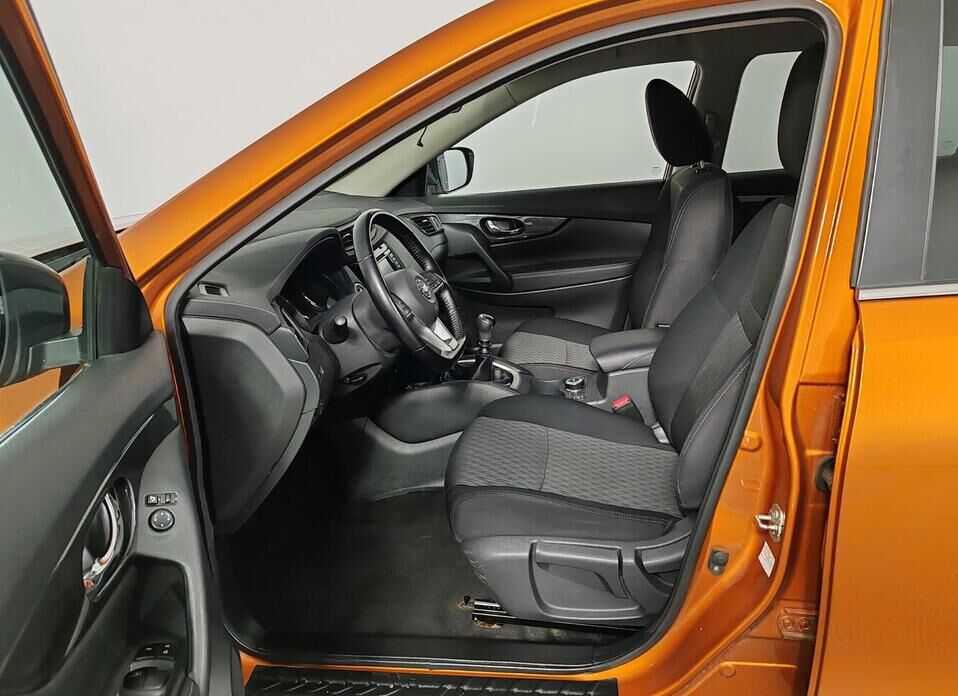 Nissan X-Trail, III Рестайлинг 1.6d MT (130 л.с.)