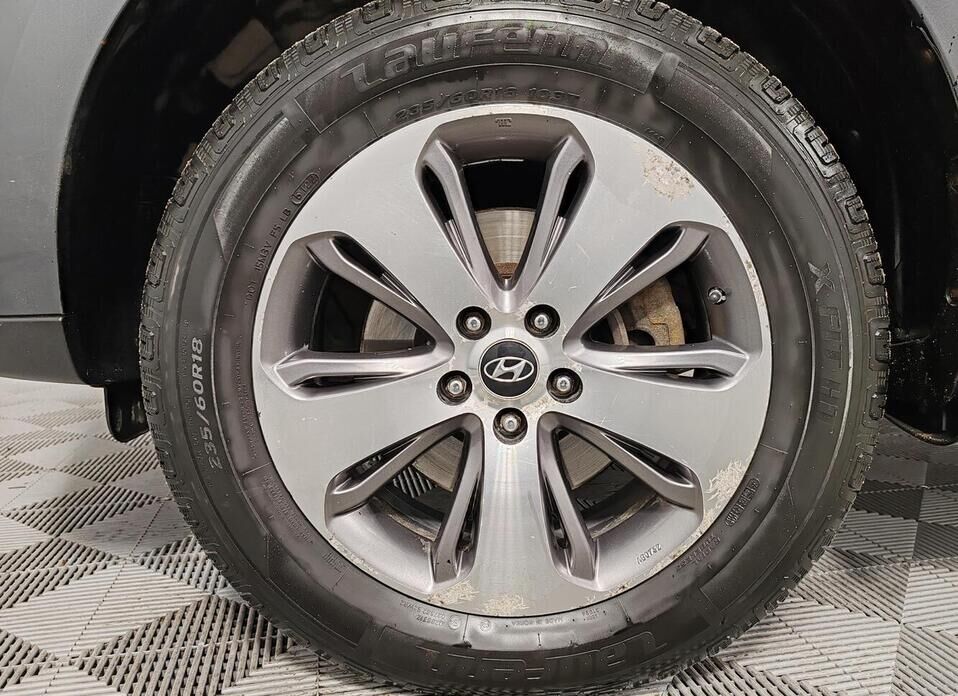 Hyundai Santa Fe 2.4 AT (174 л.с.) 4WD