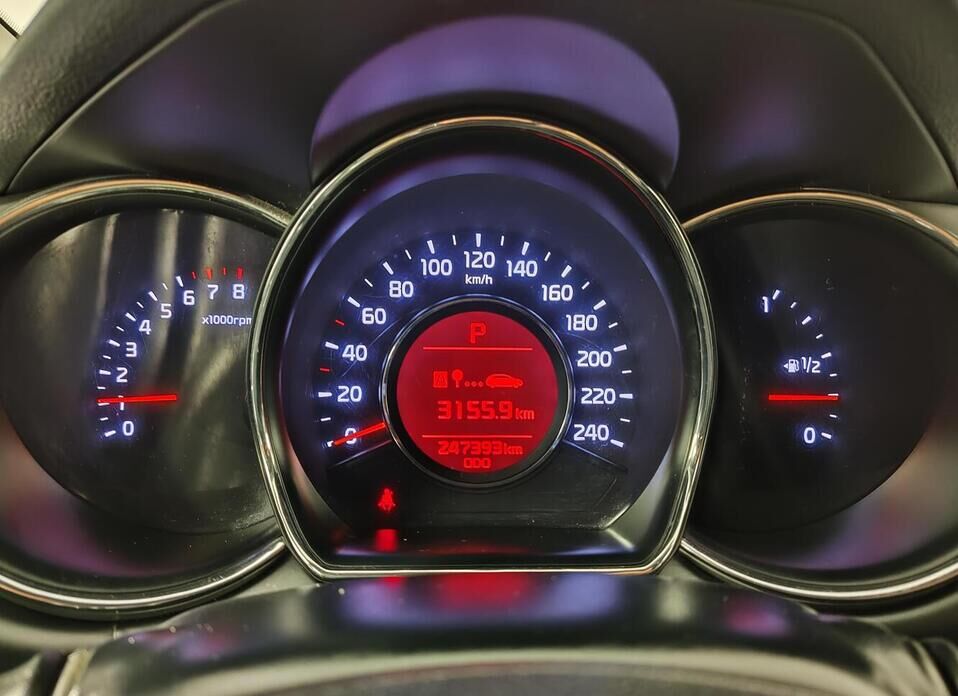 Kia Ceed 1.6 AT (129 л.с.)