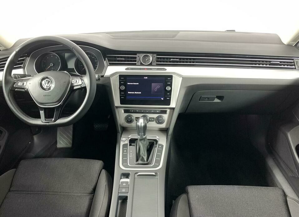 Volkswagen Passat 1.4 AMT (150 л.с.)