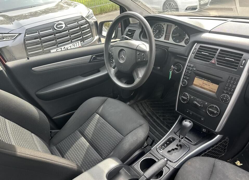 Mercedes-Benz B-Класс, I (W245) Рестайлинг 200 2.0 CVT (136 л.с.)