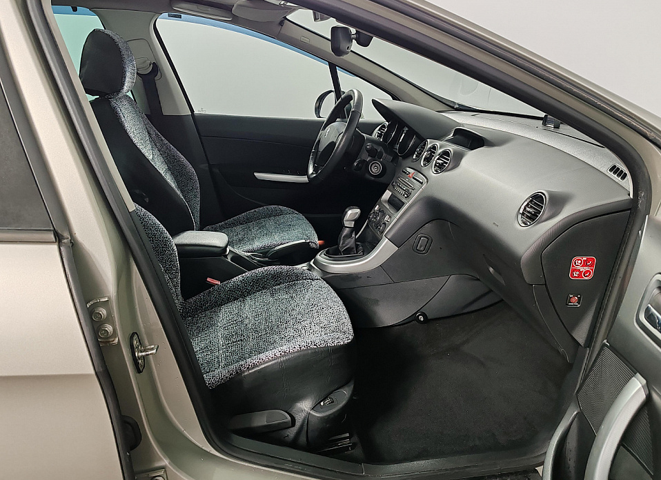 Peugeot 308, I 1.6 MT (120 л.с.)