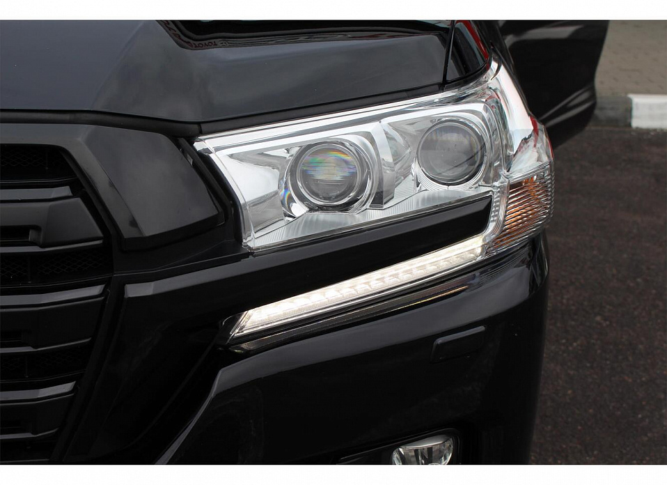 Toyota Land Cruiser, 200 Series Рестайлинг 2 4.5d AT (249 л.с.) 4WD