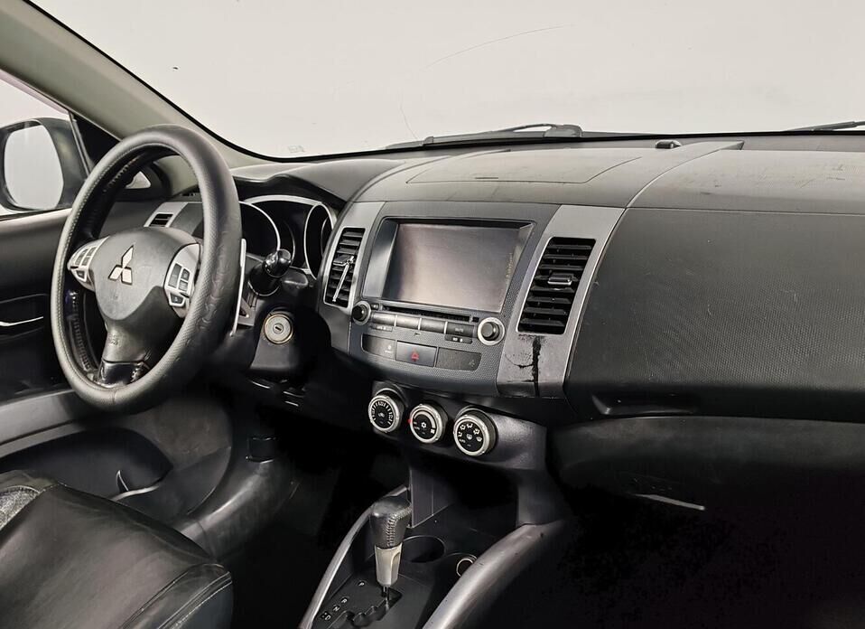 Mitsubishi Outlander, II 2.4 CVT (170 л.с.) 4WD