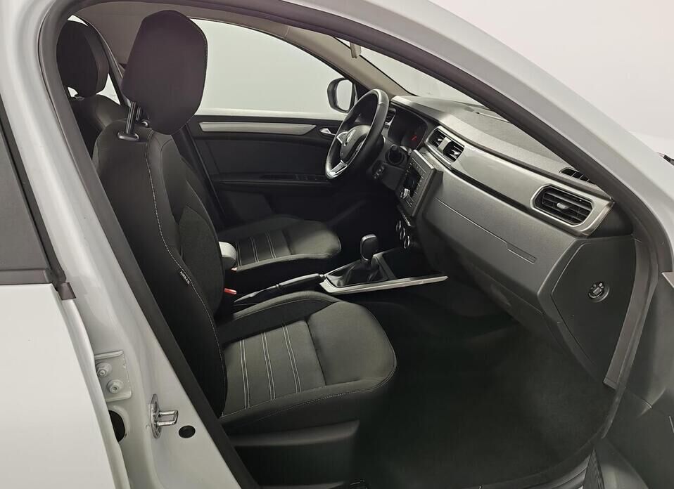 Renault Arkana 1.6 CVT (114 л.с.)