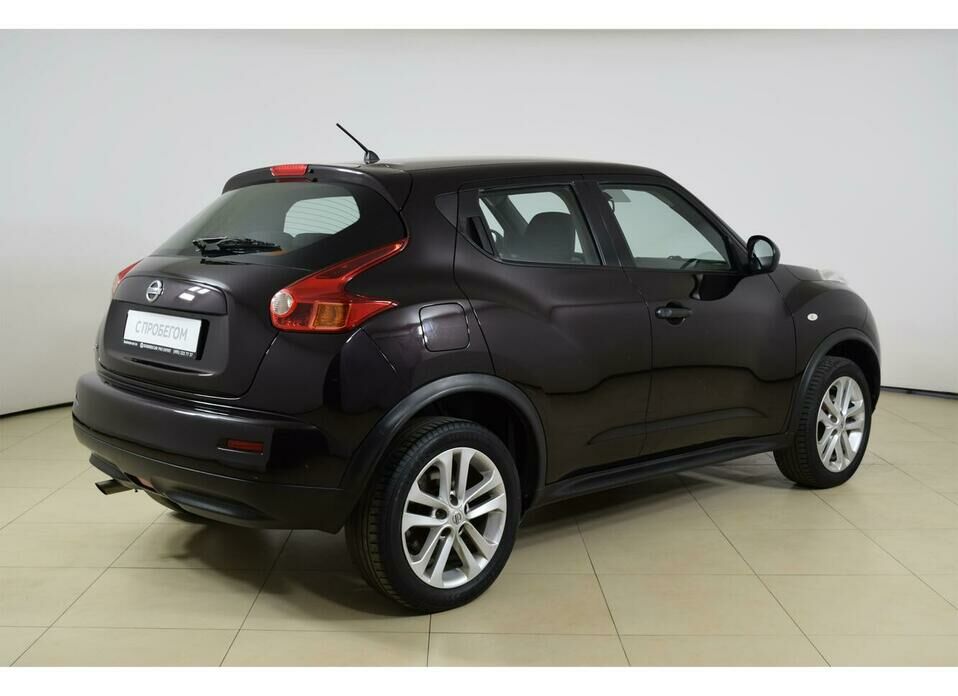 Nissan Juke 1.6 CVT (117 л.с.)