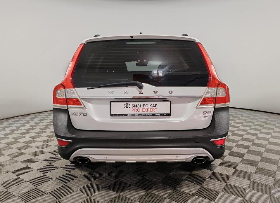 Volvo XC70, II Рестайлинг 2.4d AT (215 л.с.) 4WD