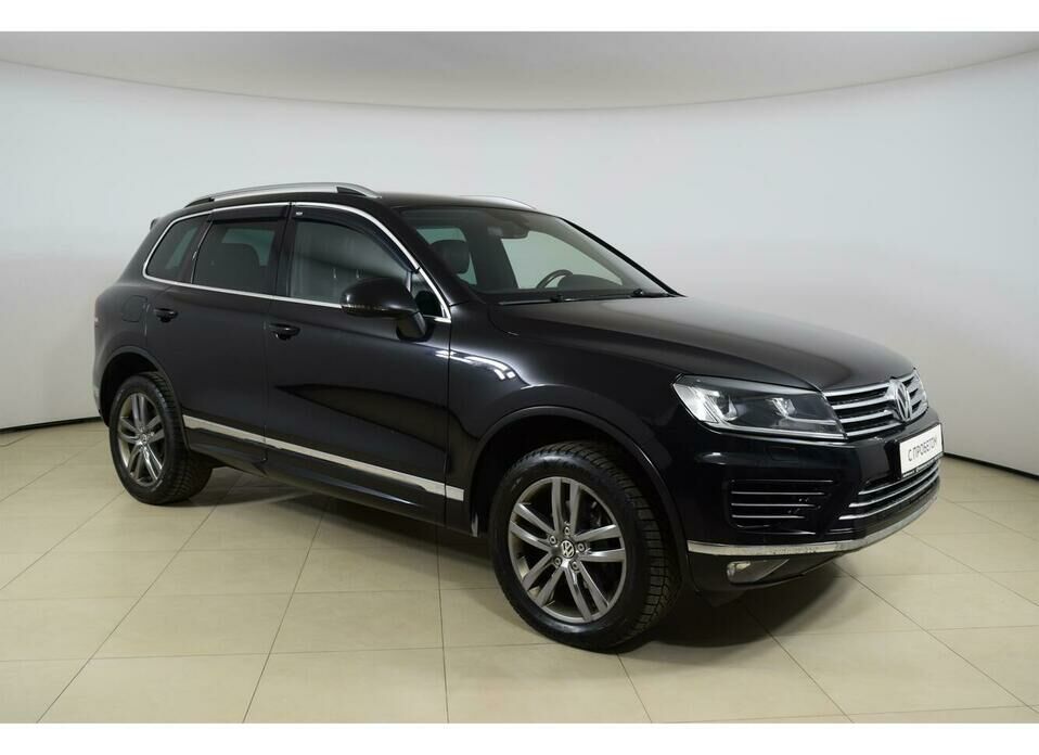 Volkswagen Touareg 3.0d AT (245 л.с.) 4WD