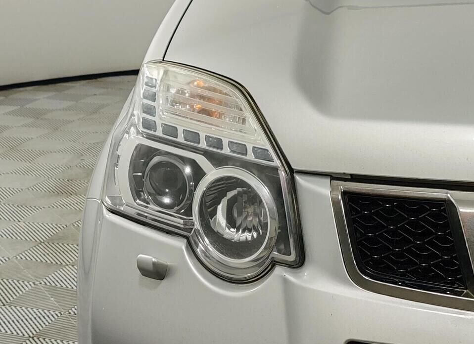 Nissan X-Trail, II Рестайлинг 2.0 CVT (141 л.с.) 4WD