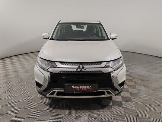 Mitsubishi Outlander, 2019&nbsp;г., 135&nbsp;978&nbsp;км