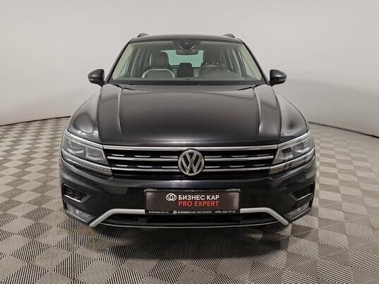 Volkswagen Tiguan, 2019&nbsp;г., 108&nbsp;577&nbsp;км