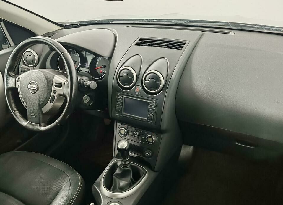 Nissan Qashqai 2.0 MT (141 л.с.) 4WD