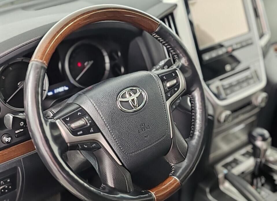 Toyota Land Cruiser 4.6 AT (309 л.с.) 4WD