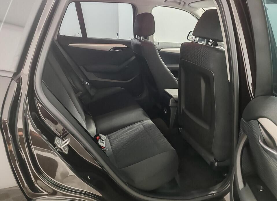 BMW X1, I (E84) Рестайлинг 18i 2.0 AT (150 л.с.)