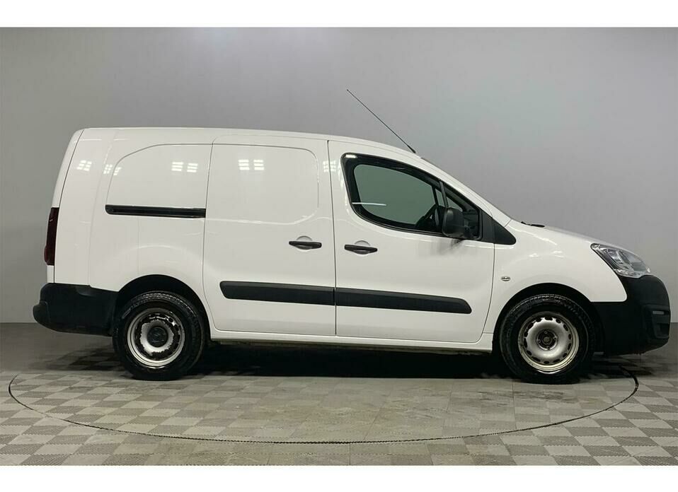 Citroen Berlingo 1.6d MT (90 л.с.)