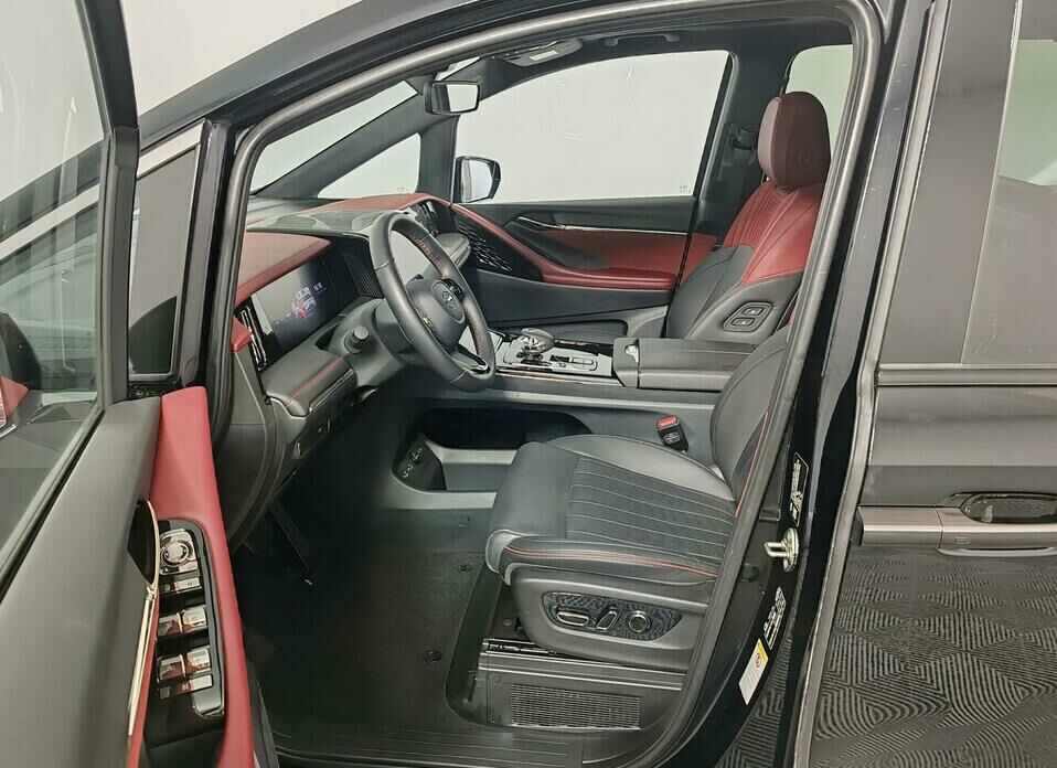 GAC M8 2.0 AT (231 л.с.)