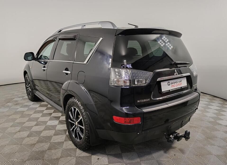 Mitsubishi Outlander 2.4 CVT (170 л.с.) 4WD