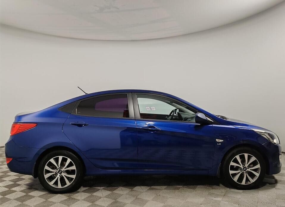 Hyundai Solaris, I Рестайлинг 1.6 AT (123 л.с.)