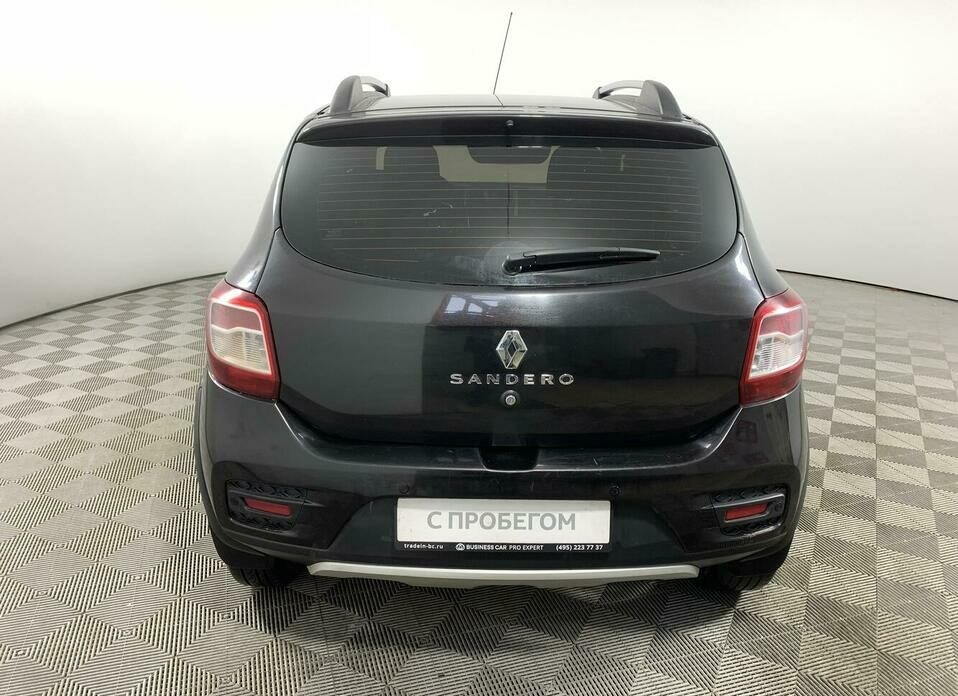 Renault Sandero Stepway 1.6 MT (113 л.с.)