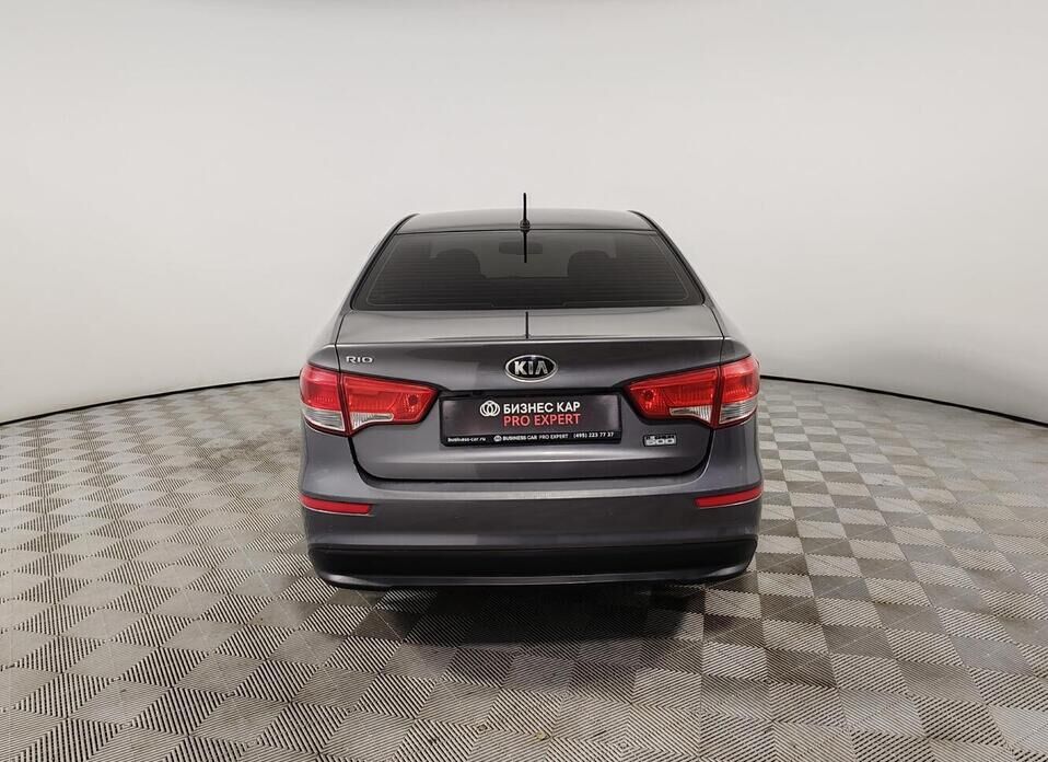 Kia Rio, III Рестайлинг 1.6 AT (123 л.с.)