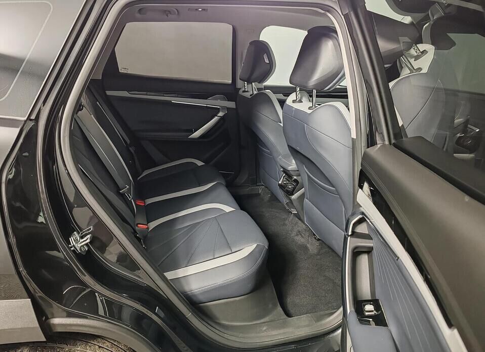 Geely Atlas, II 2.0 AMT (200 л.с.)