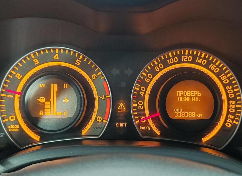 Toyota Corolla, X (E140, E150) 1.6 MT (124 л.с.)