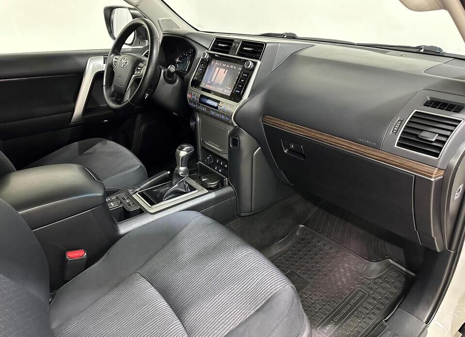 Toyota Land Cruiser Prado 4.0 AT (249 л.с.) 4WD