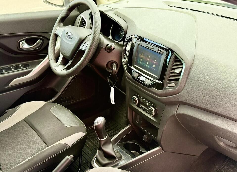 LADA (ВАЗ) XRAY, I 1.6 MT (110 л.с.)