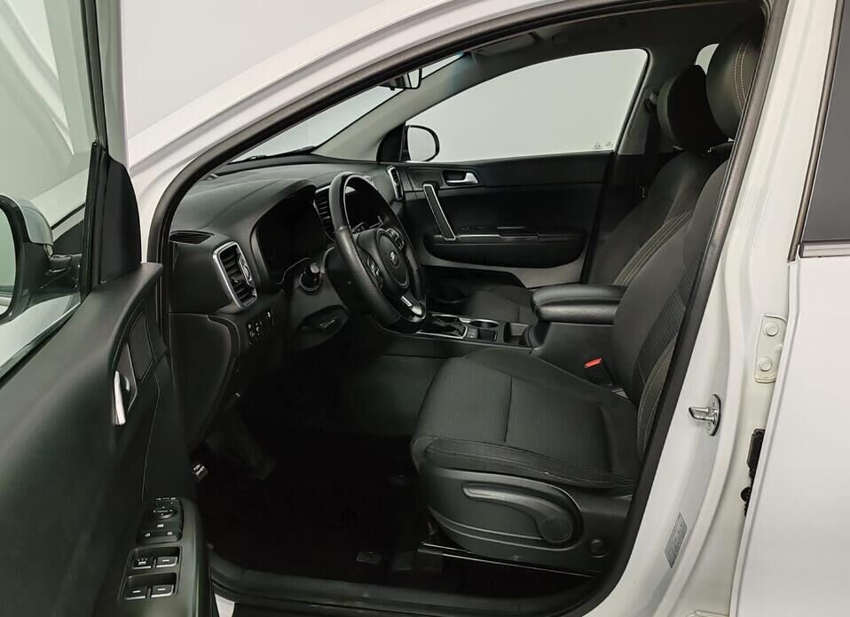 Kia Sportage 2.0 AT (150 л.с.) 4WD