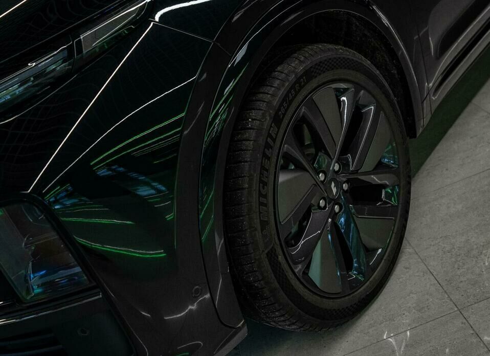 LiXiang L7 52.3 kWh 1.5hyb AT (449 л.с.) 4WD