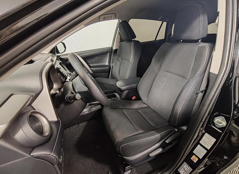 Toyota RAV4, IV (CA40) Рестайлинг 2.0 CVT (146 л.с.) 4WD