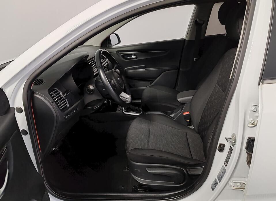 Kia Rio, IV X-Line 1.6 AT (123 л.с.)