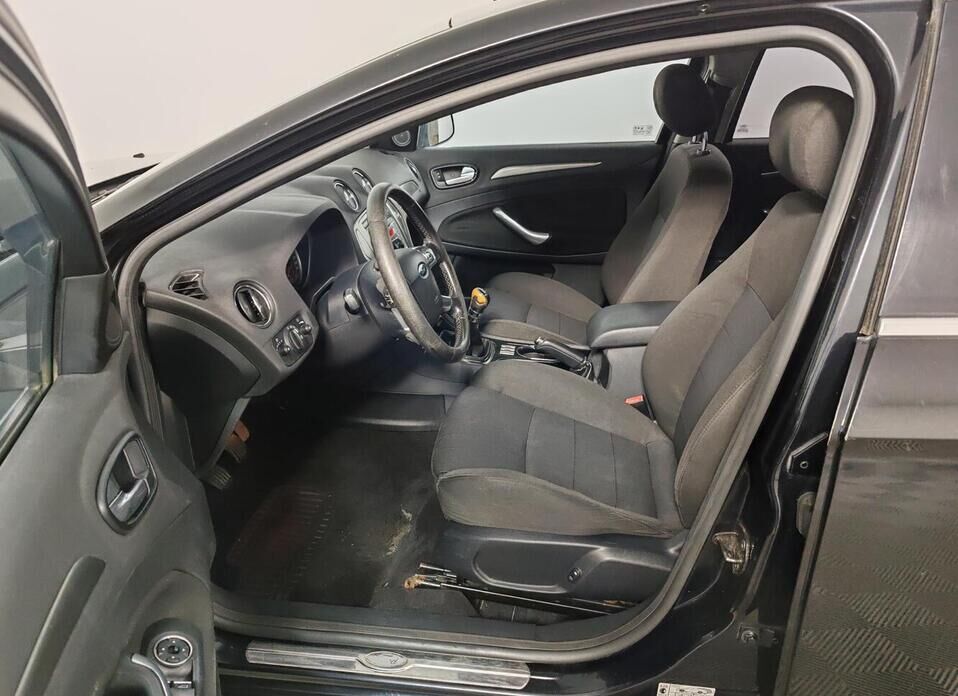Ford Mondeo, IV 2.0 MT (145 л.с.)