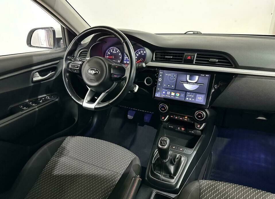 Kia Rio 1.6 MT (123 л.с.)