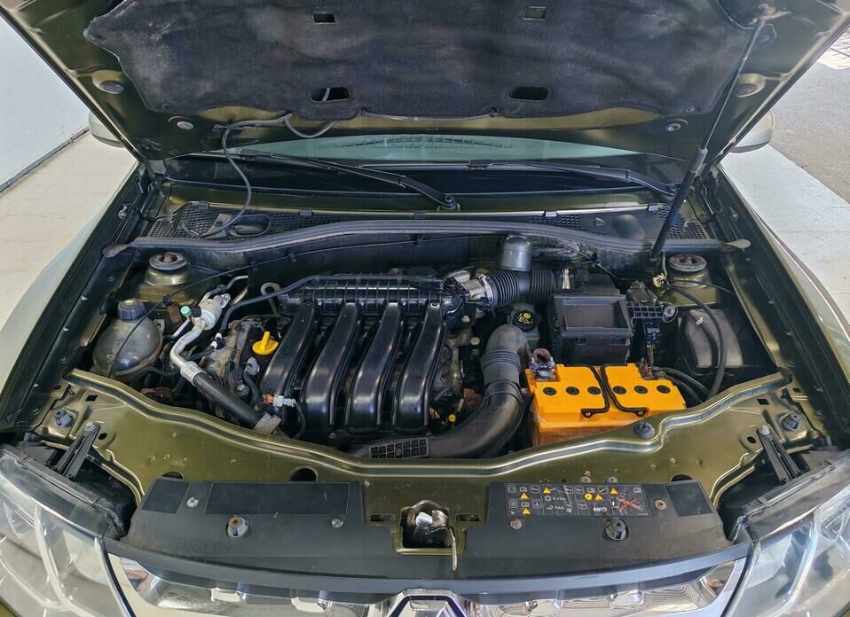 Renault Duster 2.0 AT (143 л.с.) 4WD